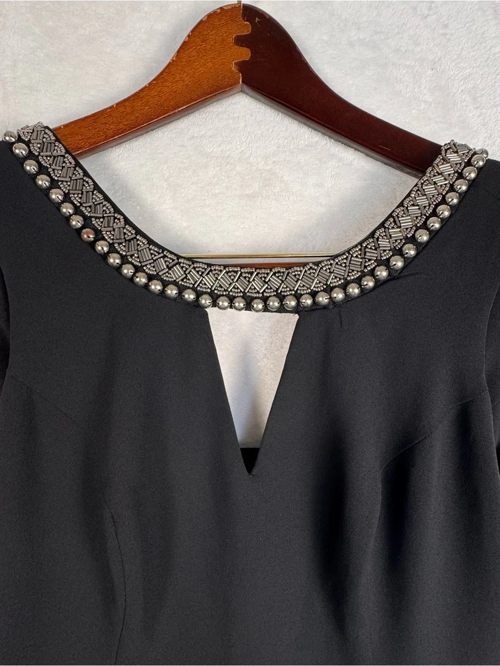 XOXO Black Beaded Keyhole Zip Front Sleeveless Top Blouse Size M - Picture 6 of 8